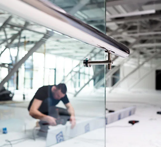 Country Walk, FL highly skilled glass repair technicians